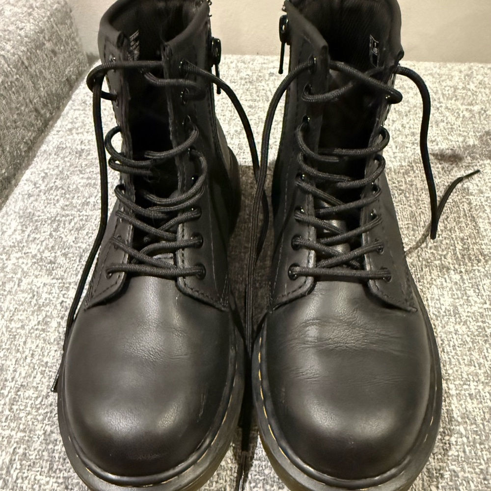 Dr. Martens Junior 1460 Softy T Leather Lace Up Boots